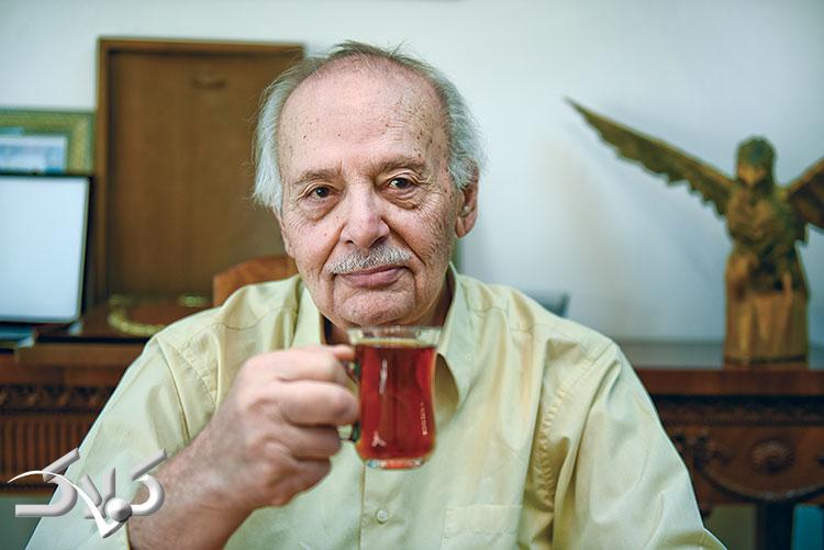 لئون آهارونیان